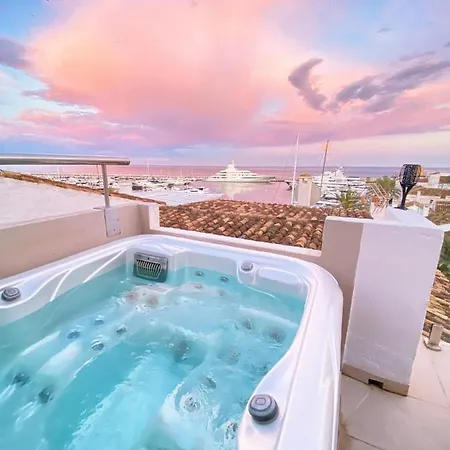 Atico Puerto Banus, *