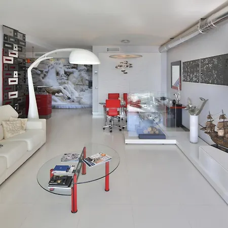 Atico Puerto Banus, * Μαρμπέλλα