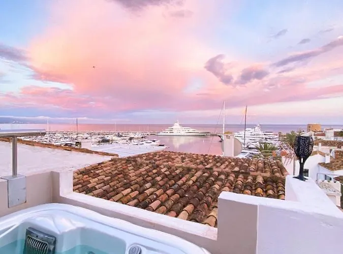Atico Puerto Banus, Appartement