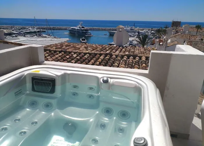 Atico Puerto Banus, Apartment