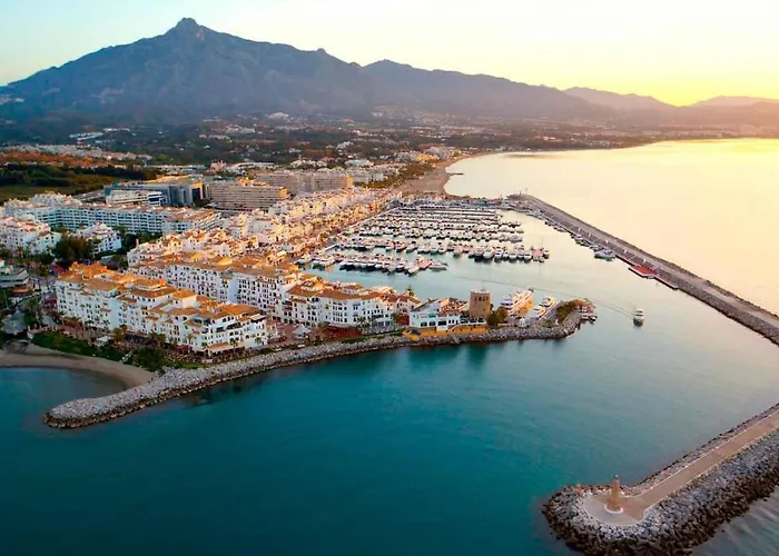 Atico Puerto Banus, *